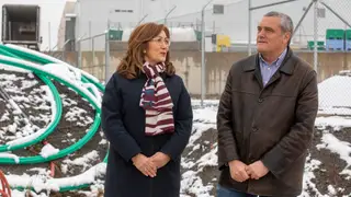 Pedro Pascual durante su visita al polígono de Vicolozano Pedro Pascual durante su visita al polígono de Vicolozano