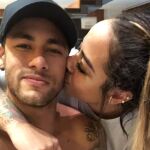 Neymar, junto a su hermana