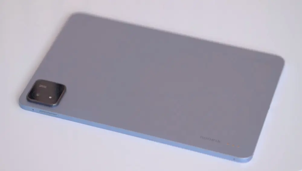 El diseño de la Xiaomi Pad 7 Pro es delgado y ligero