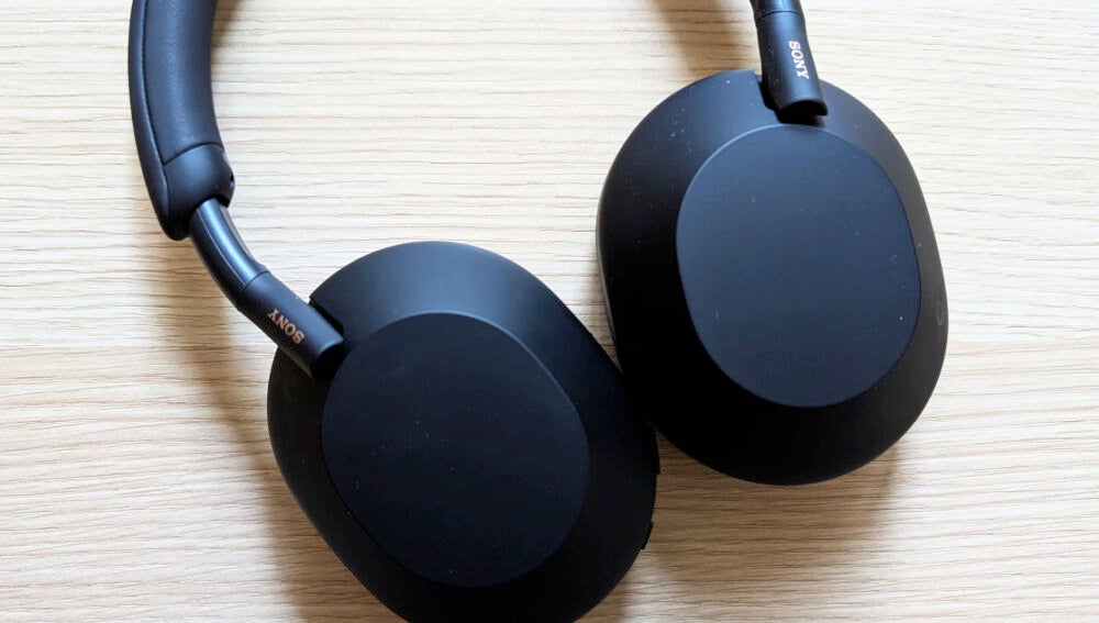 Sony WH-1000XM5 en color negro