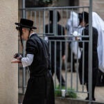 Ortodoxos jud&iacute;os rezando