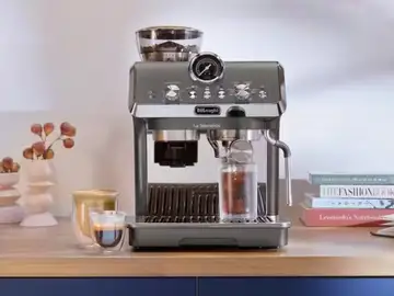 También te permite preparar bebidas frías en cuestión de minutos De'Longhi La Specialista Arte Evo