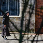 Las exmonjas de Belorado entregan las llaves del convento