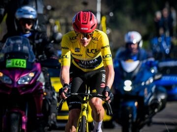 Danish Jonas Vingegaard of Team Visma-Lease a Bike pictured in action during the fifth stage of 84th edition of the Paris-Nice cycling race, a race from Cormoranche-sur-Saone to Colombier-le-Vieux (205,4km), on Thursday 12 March 2026. Europa Press/Contacto/DAVID PINTENS 12/03/2026 ONLY FOR USE IN SPAIN
