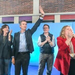 El presidente del Partido Popular, Alberto N&uacute;&ntilde;ez Feij&oacute;o, interviene en un mitin en Villarcayo