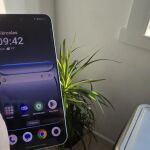 Destaca especialmente por su pantalla enorme y n&iacute;tida