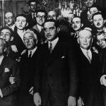 Maura junto a otros miembros del gobierno provisional de la Segunda Rep&uacute;blica