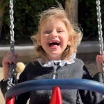 Martita, una de las pocas ni&ntilde;as que padecen la enfermedad rara del CTNNB1