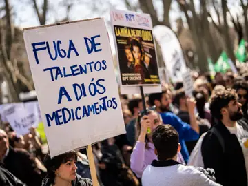 Protesta de médicos frente al Ministerio de Sanidad. David Jar Protesta de médicos frente al Ministerio de Sanidad