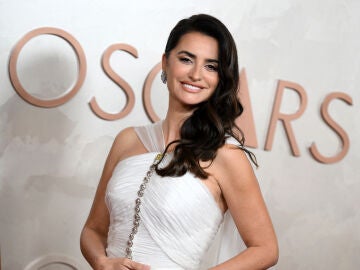 Los vestidos de las espa&ntilde;olas que brillaron en los Oscar 2025.