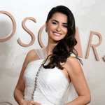 Los vestidos de las españolas que brillaron en los Oscar 2025.