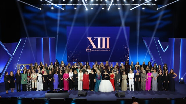 Todas las mujeres que fueron reconocidas en la Gala Top 100 Mujeres Lideres @ Gonzalo P&eacute;rez 