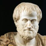 Arist&oacute;teles: "Es en nuestros momentos m&aacute;s oscuros cuando debemos concentrarnos para ver la luz"