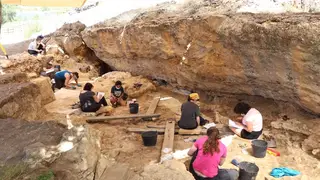 Madrid abre las inscripciones para las visitas guiadas a los yacimientos del Valle de los Neandertales Madrid abre las inscripciones para las visitas guiadas a los yacimientos del Valle de los Neandertales