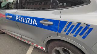 Sucesos.- Detenida una pareja de un grupo dedicado a fraudes bancarios, tras robar 50.000 euros en Vizcaya