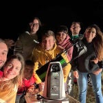 AstroParedes es un grupo de apasionados de la astronom&iacute;a han puesto en marcha una nueva asociaci&oacute;n para realizar actividades astron&oacute;micas, y ya se preparan para el eclipse solar de agosto en Paredes de Nava (Palencia), en la imagen, Alberto Andr&eacute;s, uno de los responsables de la asociaci&oacute;n