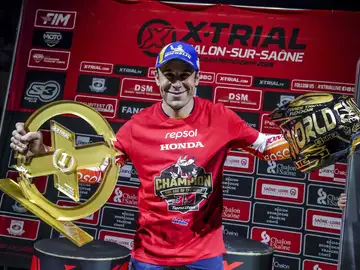 Toni Bou, tras asegurar su primer título de 2026 Toni Bou, tras asegurar su primer título de 2026