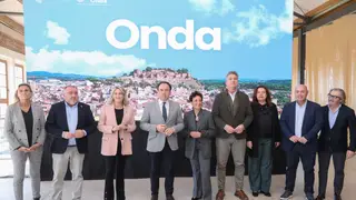 Pérez Llorca busca acelerar el Eje de la Cerámica que anunciaron Mazón y Pradas Pérez Llorca busca acelerar el Eje de la Cerámica que anunciaron Mazón y Pradas