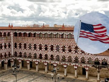 Imagen de Badajoz y una bandera de Estados Unidos