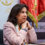 Robles insiste en que Espa&ntilde;a no participar&aacute; en ninguna misi&oacute;n en el estrecho de Ormuz: "El objetivo es que la guerra termine"