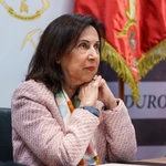 Robles insiste en que España no participará en ninguna misión en el estrecho de Ormuz: "El objetivo es que la guerra termine"