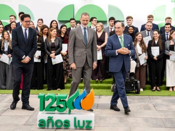  El Rey Felipe VI entrega las Becas Iberdrola 2025-2026
