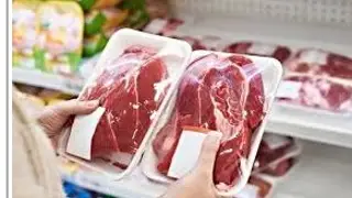 carne "halal" a la venta en un supermercado carne "halal" a la venta en un supermercado