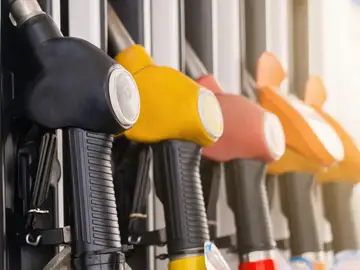 Imagen de archivo de unos surtidores de gasolina Imagen de archivo de unos surtidores de gasolina