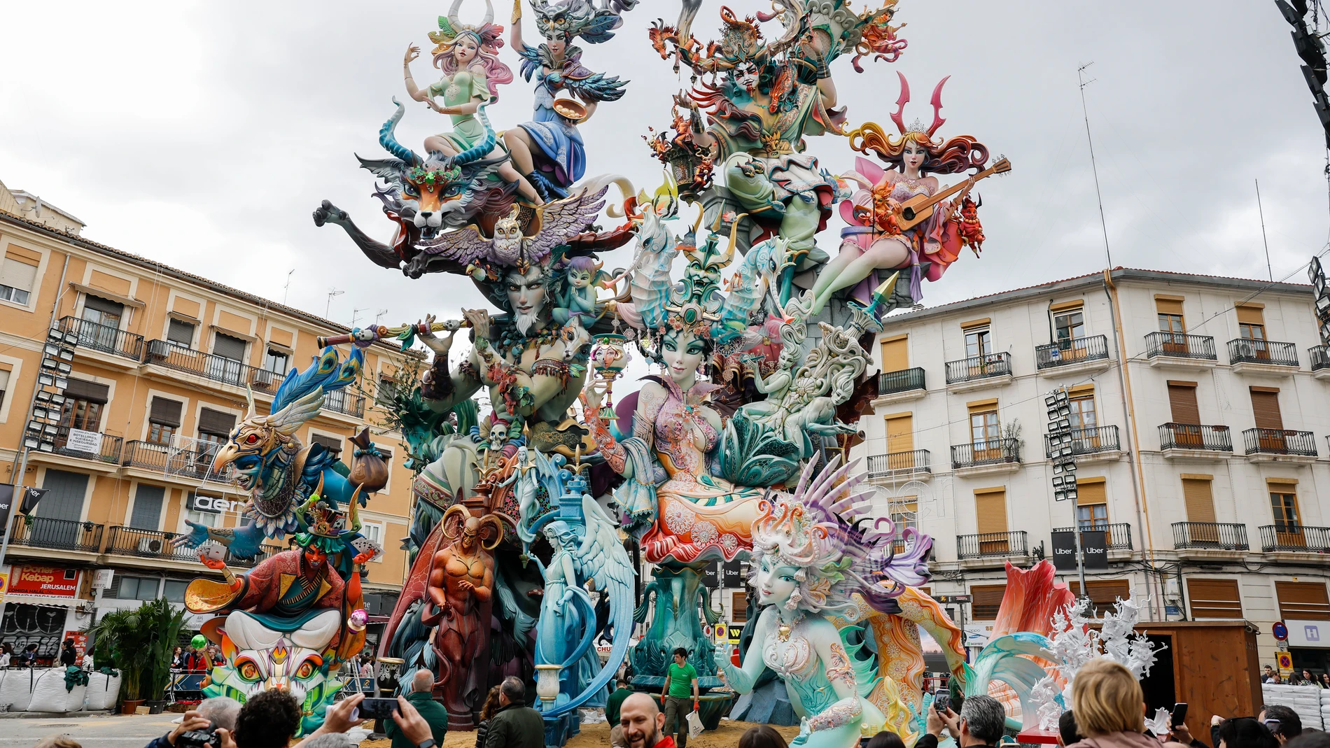 Las Fallas De Val ncia Llegan Hoy A Su Fin Con La Crem Y Muchos Retos las-fallas-de-val-ncia-llegan-hoy-a-su-fin-con-la-crem-y-muchos-retos
