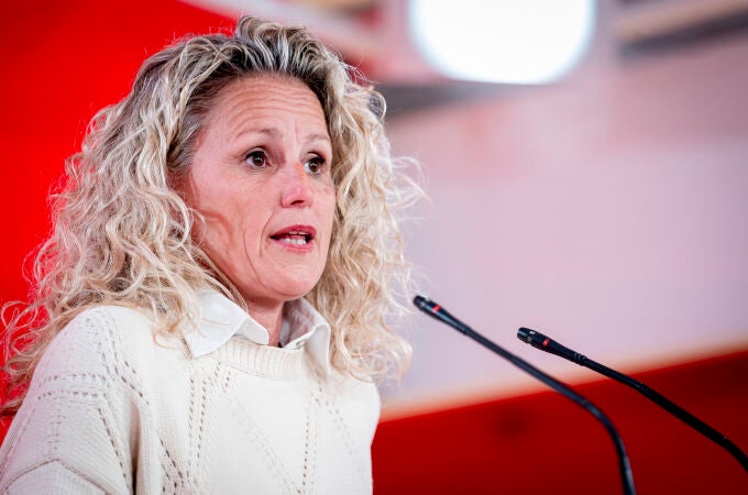 El PSOE acusa a PP y Vox de ofrecer 