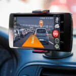  3 aplicaciones y 2 accesorios para convertir tu Android en una dashcam para el coche