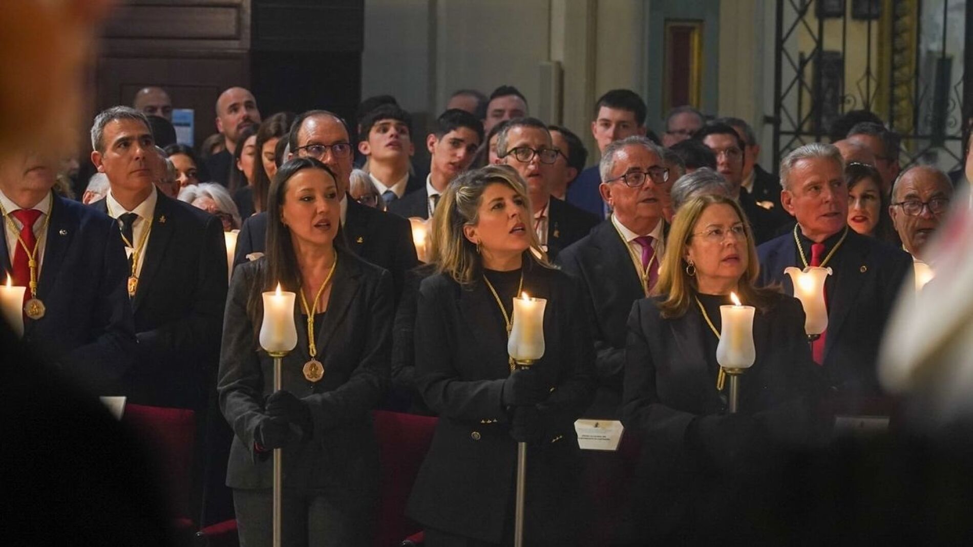 El 'Día Grande' de los Californios reúne a cientos de cartageneros en la Salve en honor a su titular