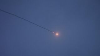 Emiratos.- EAU neutraliza siete misiles y 15 drones lanzados desde Ir&aacute;n