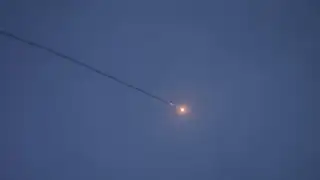 Emiratos.- EAU neutraliza siete misiles y 15 drones lanzados desde Irán Emiratos.- EAU neutraliza siete misiles y 15 drones lanzados desde Irán