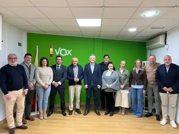 Vox impulsa su nueva etapa en Murcia con una reunión de coordinación entre el CEP y sus portavoces municipales Vox impulsa su nueva etapa en Murcia con una reunión de coordinación entre el CEP y sus portavoces municipales