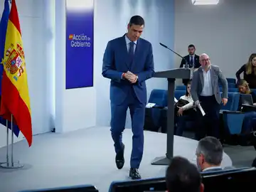 El presidente del Gobierno, Pedro Sánchez, comparece ante los medios de comunicación después de la reunión del El presidente del Gobierno, Pedro Sánchez, comparece ante los medios de comunicación después de la reunión del Consejo de Ministros extraordinario, que se celebra en el Complejo de la Moncloa. © Alberto R. Roldán / Diario La Razón. 20 03 2026