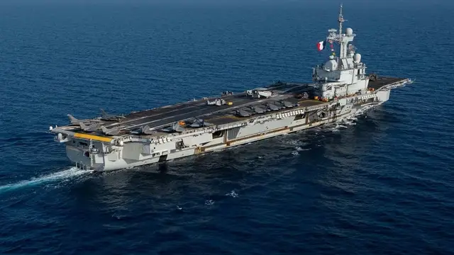 Portaaviones Charles de Gaulle Portaaviones Charles de Gaulle