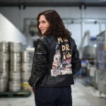 Ayuso visita la f&aacute;brica de Cervezas Chula