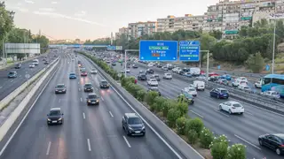 El BOE da un giro a las carreteras: la razón por la que podrían desaparecer los arcenes en muchas carreteras El BOE da un giro a las carreteras: la razón por la que podrían desaparecer los arcenes en muchas carreteras