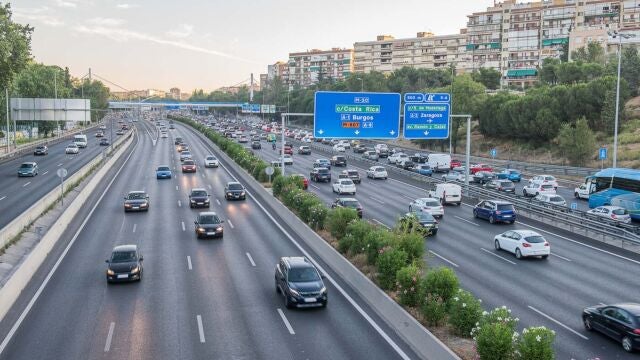 El BOE da un giro a las carreteras: la raz&oacute;n por la que podr&iacute;an desaparecer los arcenes en muchas carreteras