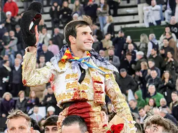 Samuel Navalón se convierte en el gran destacado de Valencia Samuel Navalón se convierte en el gran destacado de Valencia