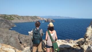 Fotograf&iacute;a de unos visitantes del Parque Natural de Cap de Creus (Girona). REMITIDA / HANDOUT por Generalitat de Catalunya Fotograf&iacute;a remitida a medios de comunicaci&oacute;n exclusivamente para ilustrar la noticia a la que hace referencia la imagen, y citando la procedencia de la imagen en la firma 21/03/2026