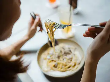 El hábito sencillo que puede ayudarte a comer mejor sin hacer dieta El hábito sencillo que puede ayudarte a comer mejor sin hacer dieta