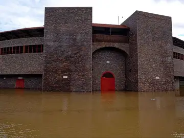 Ávila repara su plaza de toros un año después Ávila repara su plaza de toros un año después