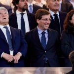 El look de Teresa Urquijo en el Bernab&eacute;u.