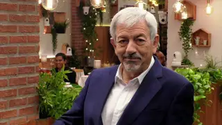Carlos Sobera celebra los 10 años de 'First Dates' y revela lo nunca emitido: "Los mejores años de mi vida en televisión" Carlos Sobera celebra los 10 años de 'First Dates' y revela lo nunca emitido: "Los mejores años de mi vida en televisión"