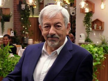 Carlos Sobera celebra los 10 a&ntilde;os de 'First Dates' y revela lo nunca emitido: "Los mejores a&ntilde;os de mi vida en televisi&oacute;n"