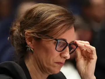Vox exige la dimisión inmediata de Mónica García: "Una ministra incompetente y soberbia" Vox exige la dimisión inmediata de Mónica García: "Una ministra incompetente y soberbia"