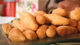 Huesillos, el postre típico de Semana Santa que se elabora en la provincia de Ávila desde hace siglos Huesillos, el postre típico de Semana Santa que se elabora en la provincia de Ávila desde hace siglos