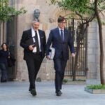 El presidente de la Generalitat, Salvador Illa, y el conseller de Empresa y Trabajo, Miquel S&agrave;mper